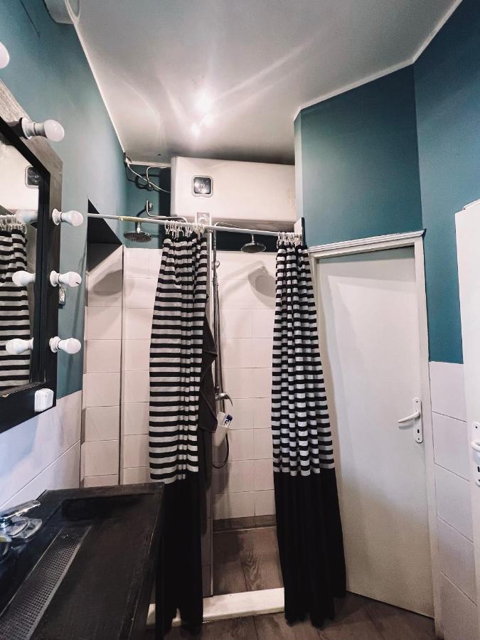 White Owl Hostel Belgrado Buitenkant foto