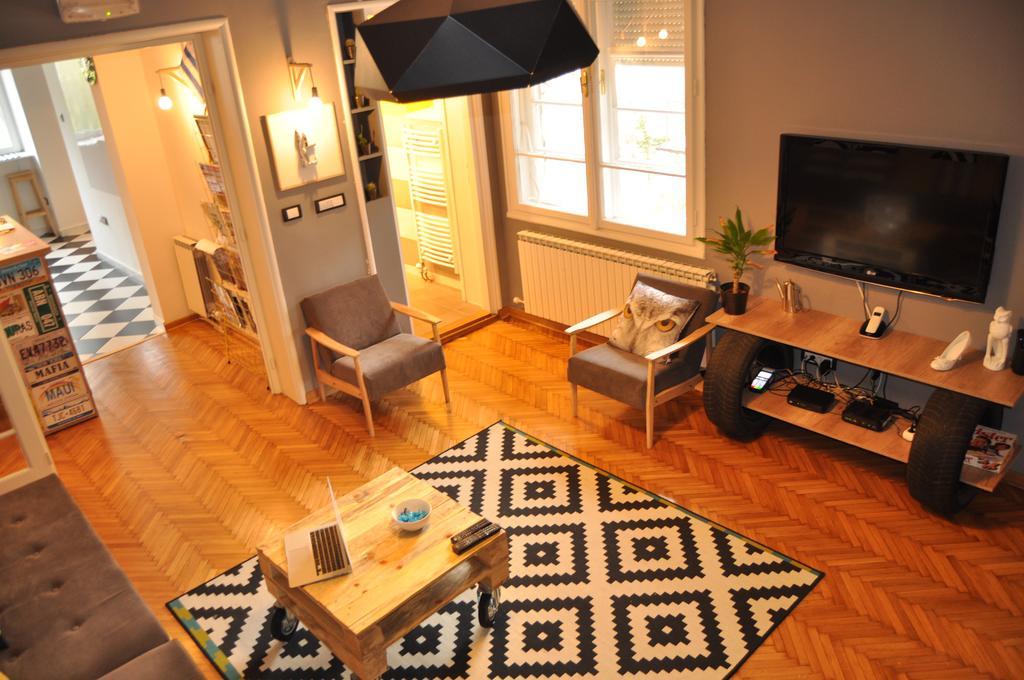 White Owl Hostel Belgrado Kamer foto